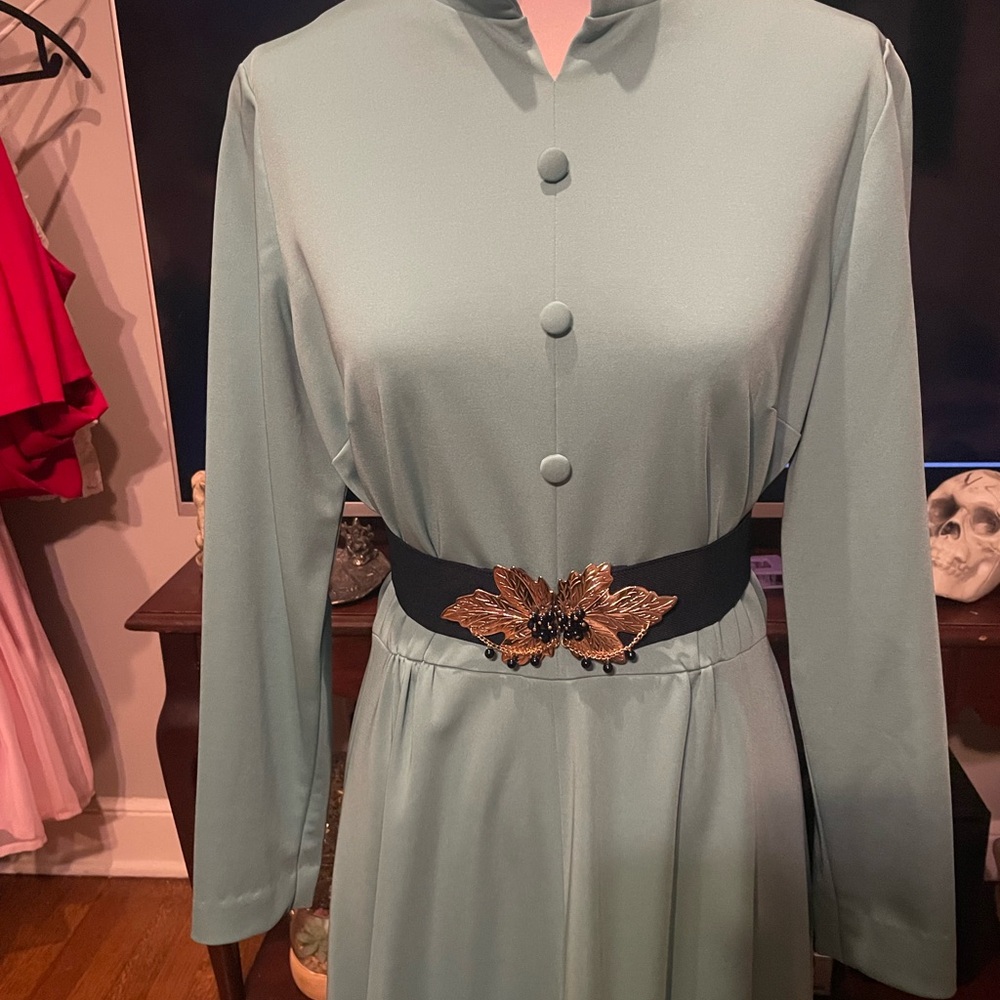 1960’s Vintage Handmade Sea Foam Green Dress - Picture 4 of 7